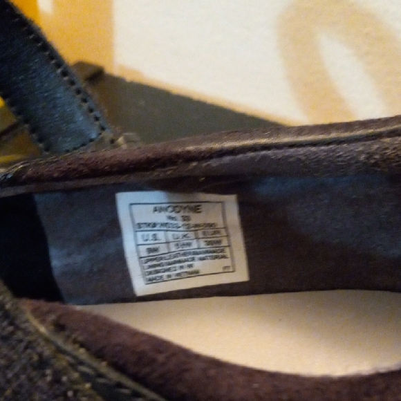 ANODYNE Womens Black Mary Jane Shoes - Picture 7 of 8